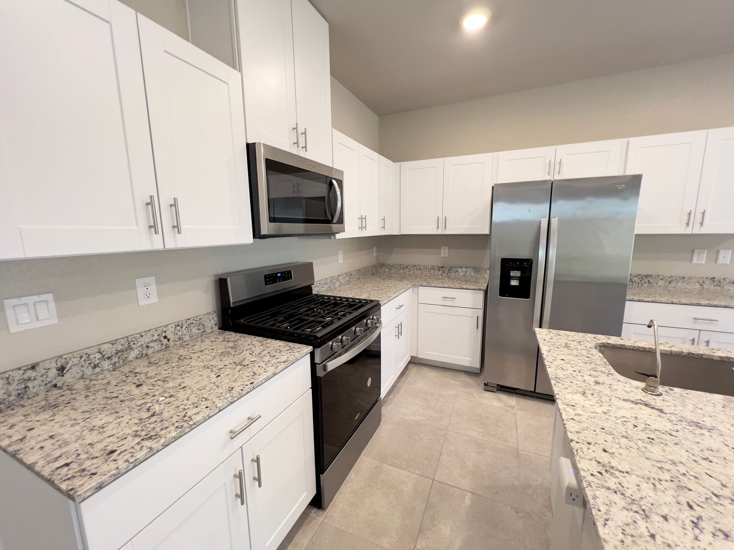10946 Cambridge Lakes Ave  - Las Vegas - Nevada - 4 bed, 2.5 bath rental property