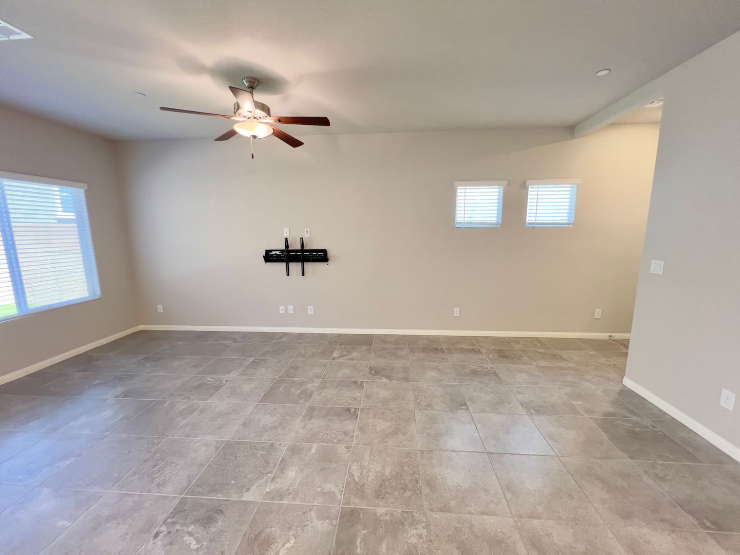 10946 Cambridge Lakes Ave  - Las Vegas - Nevada - 4 bed, 2.5 bath rental property