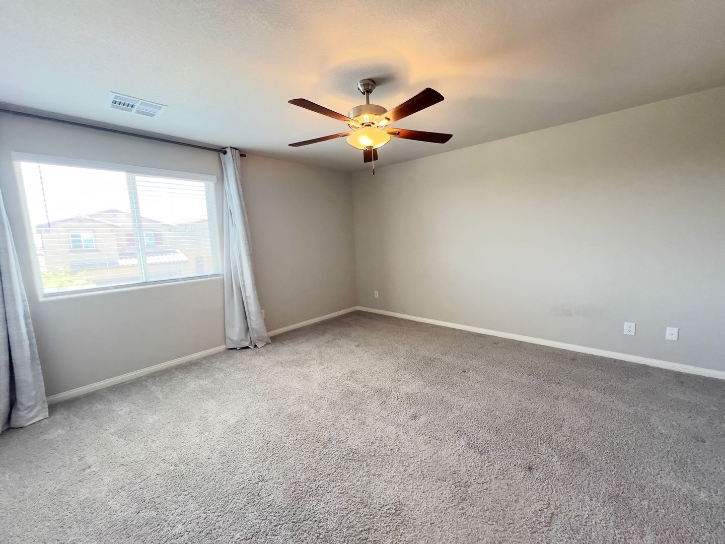 10946 Cambridge Lakes Ave  - Las Vegas - Nevada - 4 bed, 2.5 bath rental property