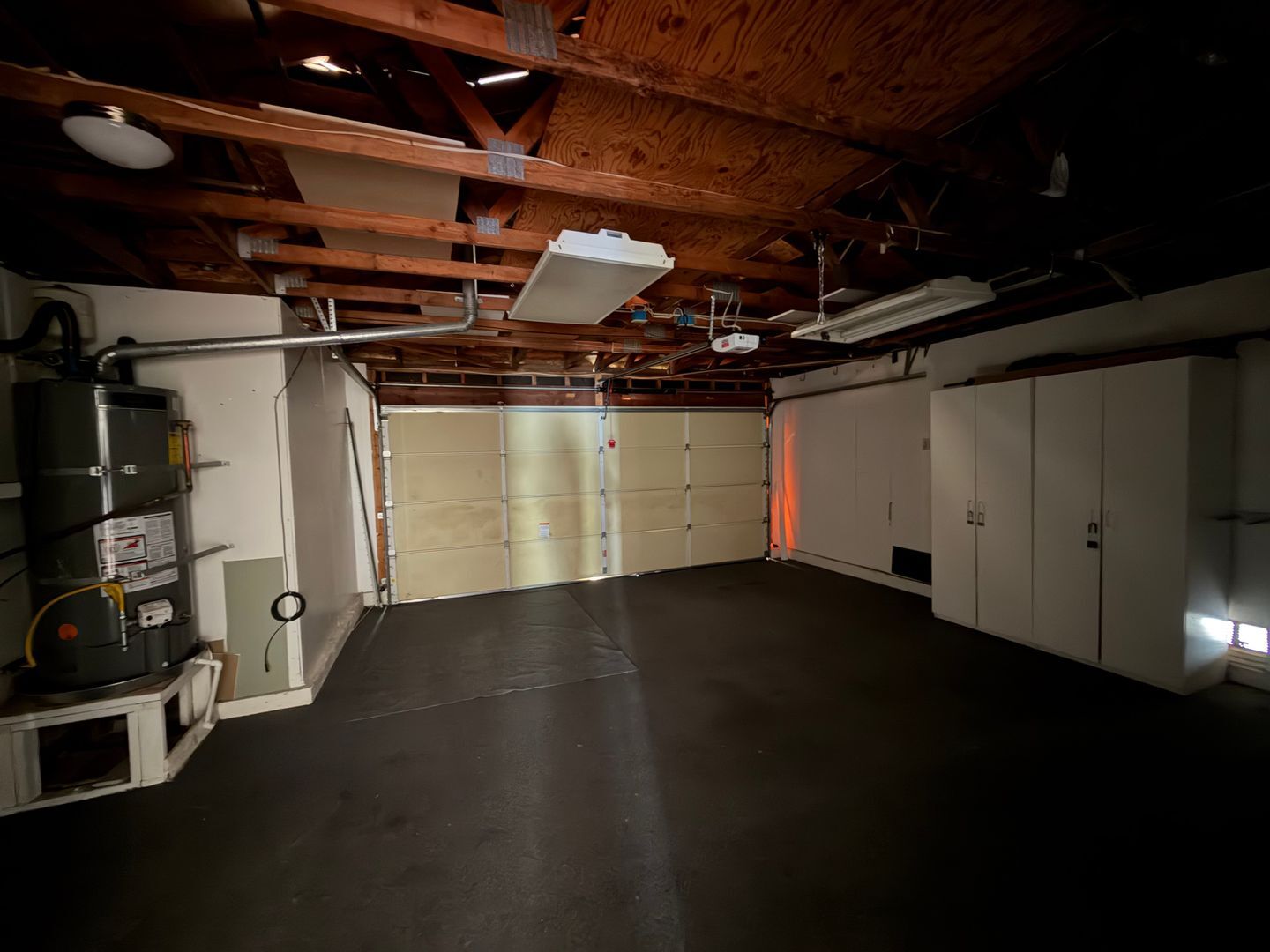 11095 Avenida De Los Lobos - San Diego - California - 3 bed, 2.5 bath rental property