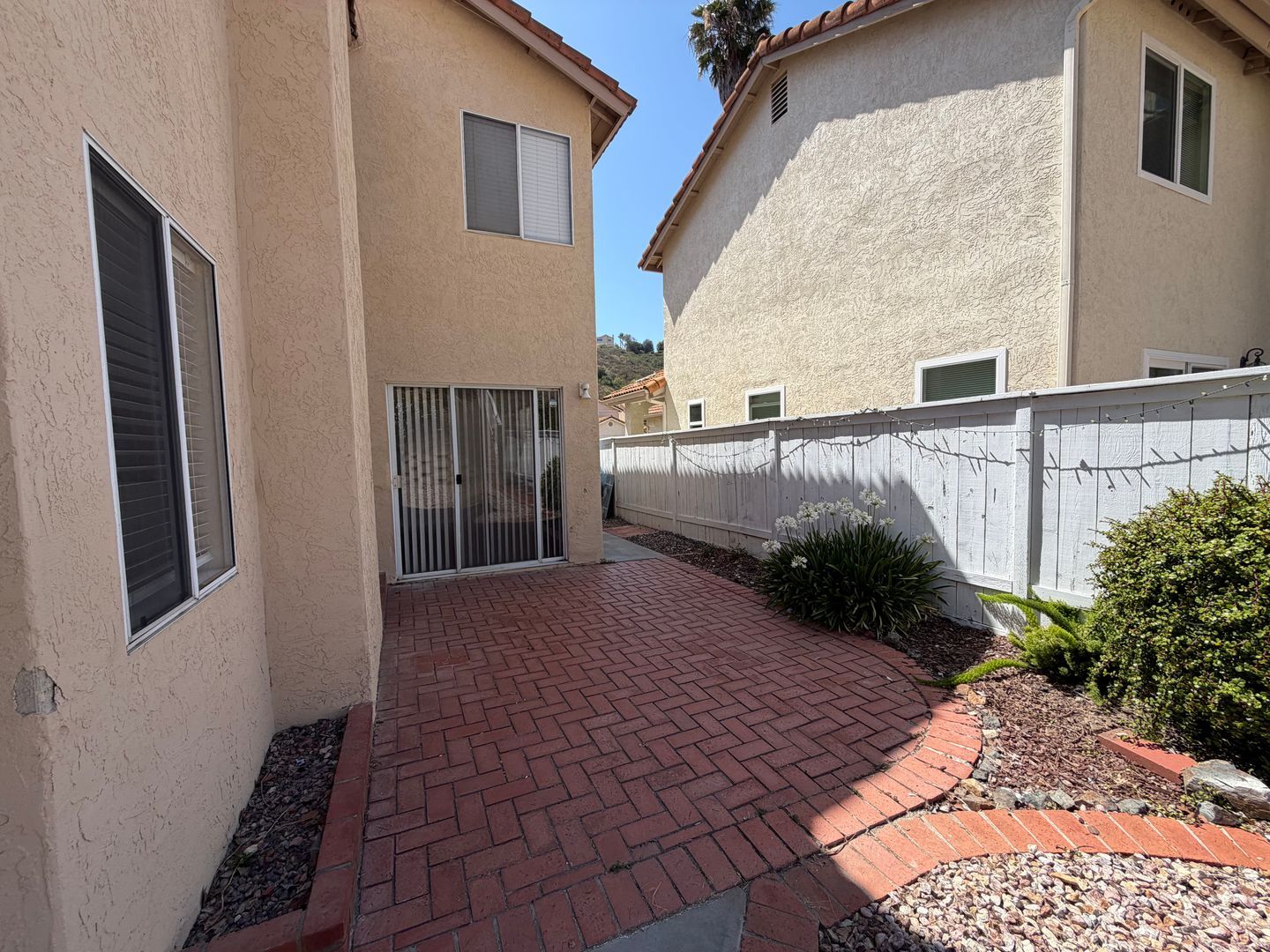11095 Avenida De Los Lobos - San Diego - California - 3 bed, 2.5 bath rental property