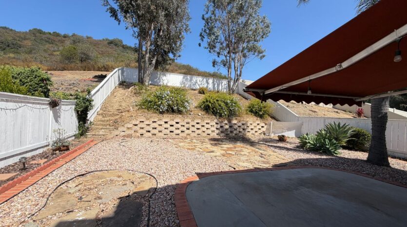 11095 Avenida De Los Lobos - San Diego - California - 3 bed, 2.5 bath rental property