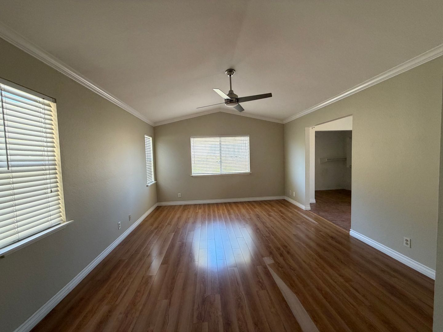 11095 Avenida De Los Lobos - San Diego - California - 3 bed, 2.5 bath rental property
