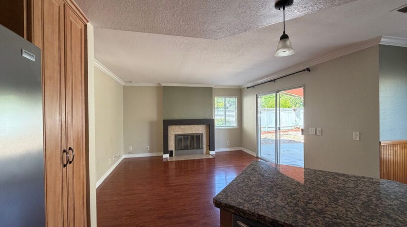 11095 Avenida De Los Lobos - San Diego - California - 3 bed, 2.5 bath rental property