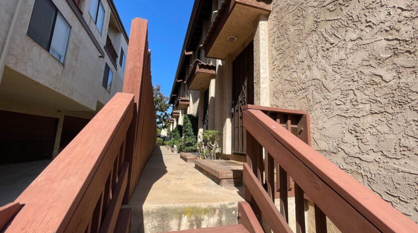 1118 Fresno Street Unit# 5 - San Diego - California - 1 bed, 2 bath rental property