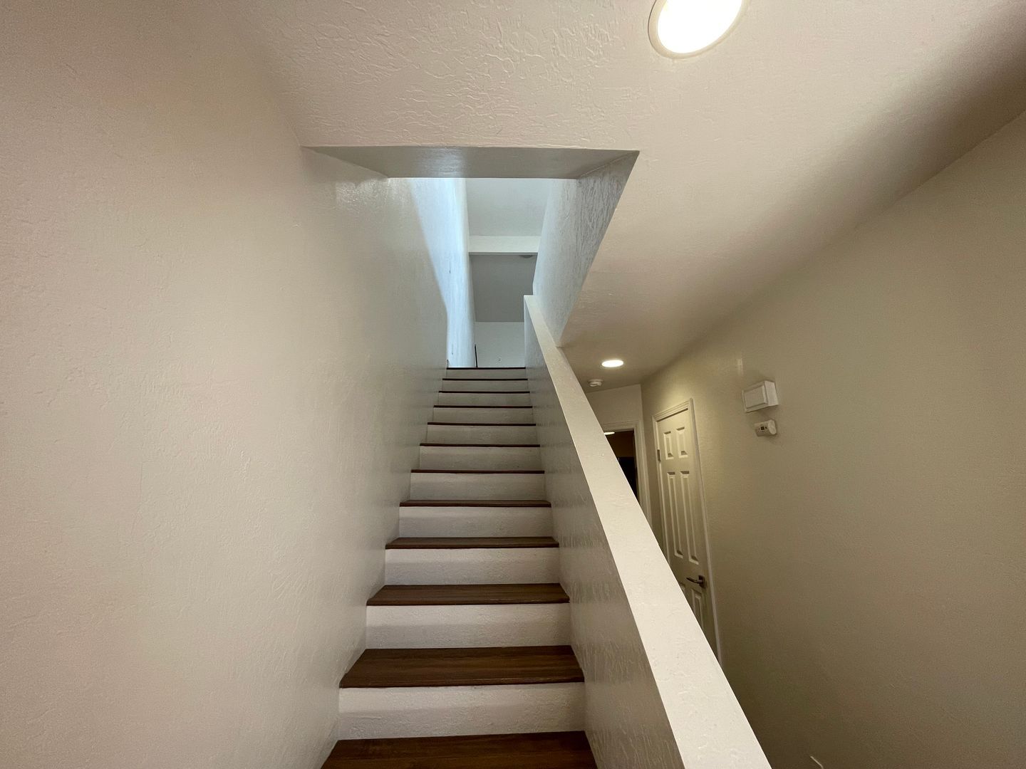 1118 Fresno Street Unit# 5 - San Diego - California - 1 bed, 2 bath rental property