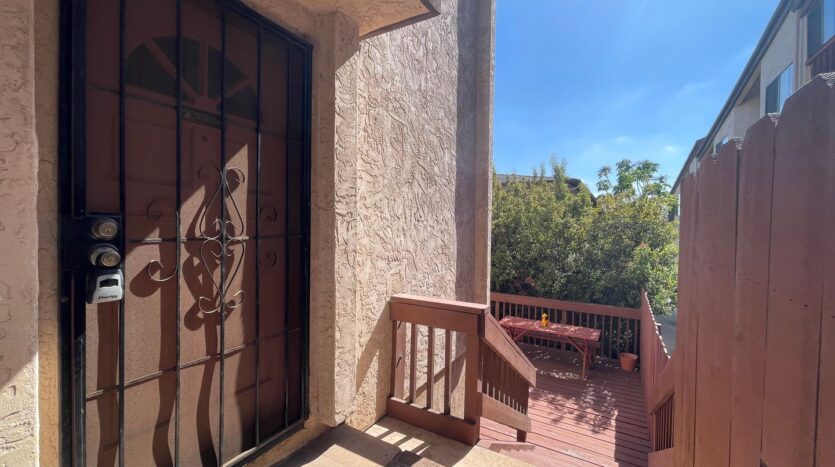 1118 Fresno Street Unit# 5 - San Diego - California - 1 bed, 2 bath rental property