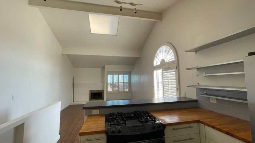 1118 Fresno Street Unit# 5 - San Diego - California - 1 bed, 2 bath rental property