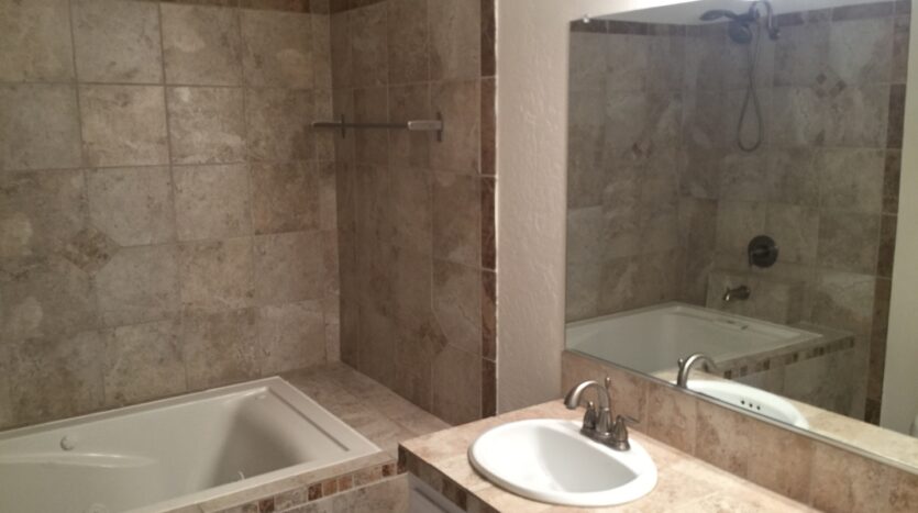 1118 Fresno Street Unit# 5 - San Diego - California - 1 bed, 2 bath rental property