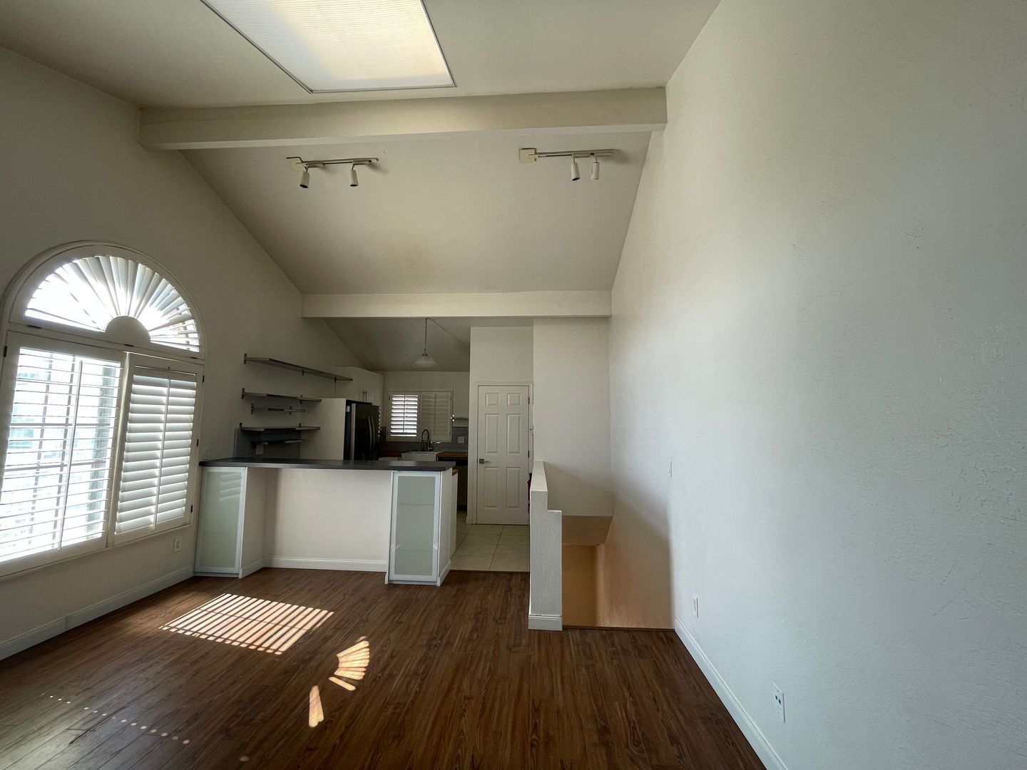 1118 Fresno Street Unit# 5 - San Diego - California - 1 bed, 2 bath rental property