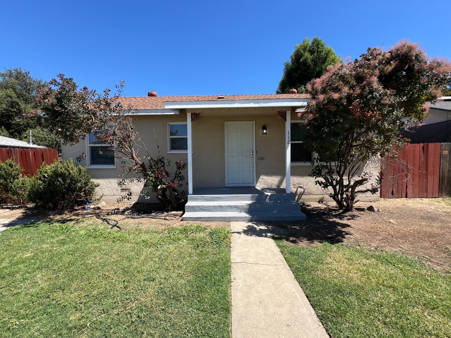 112 W. HOWARD - Visalia - California - 2 bed, 1 bath rental property