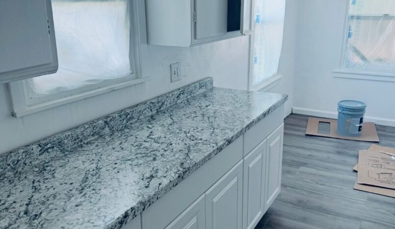 112 W. HOWARD - Visalia - California - 2 bed, 1 bath rental property