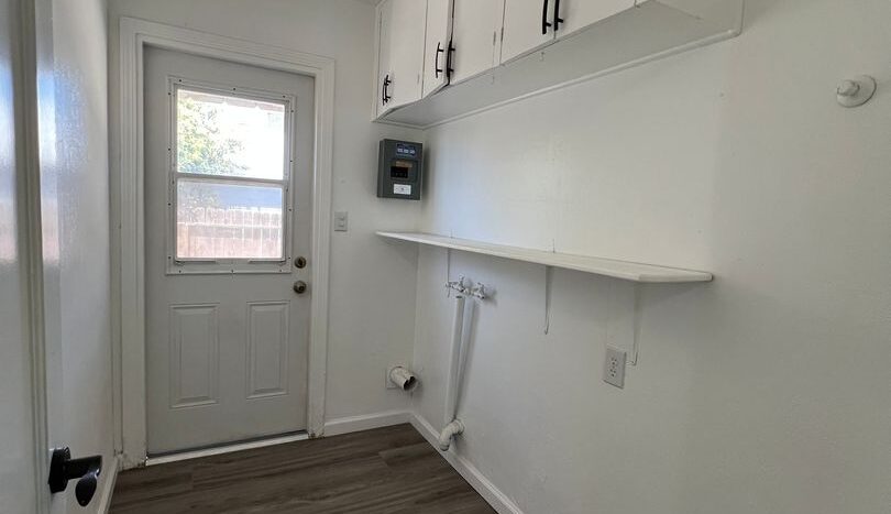 112 W. HOWARD - Visalia - California - 2 bed, 1 bath rental property
