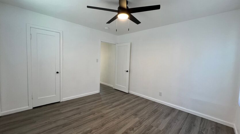 112 W. HOWARD - Visalia - California - 2 bed, 1 bath rental property