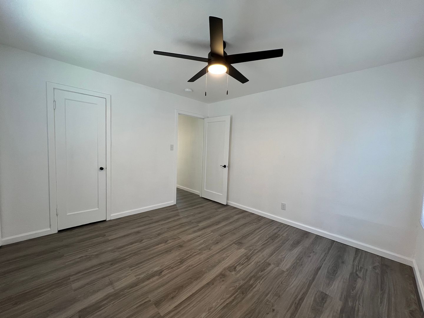 112 W. HOWARD - Visalia - California - 2 bed, 1 bath rental property