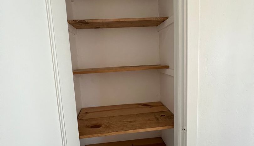 112 W. HOWARD - Visalia - California - 2 bed, 1 bath rental property