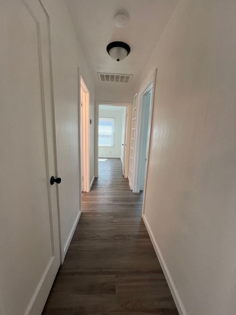 112 W. HOWARD - Visalia - California - 2 bed, 1 bath rental property