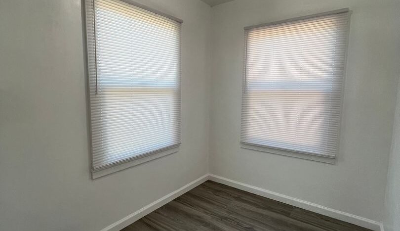 112 W. HOWARD - Visalia - California - 2 bed, 1 bath rental property