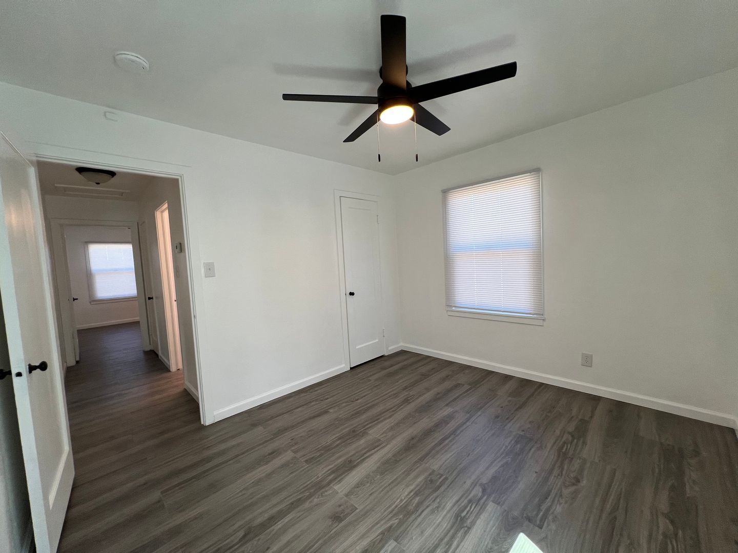 112 W. HOWARD - Visalia - California - 2 bed, 1 bath rental property