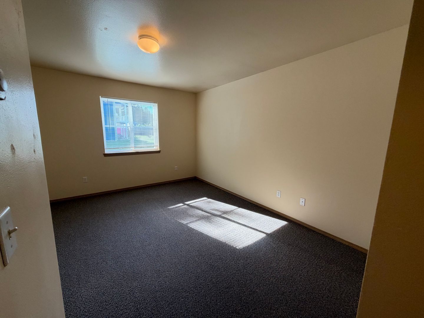 1121 Humboldt St - Bellingham - Washington - 3 bed, 2 bath rental property