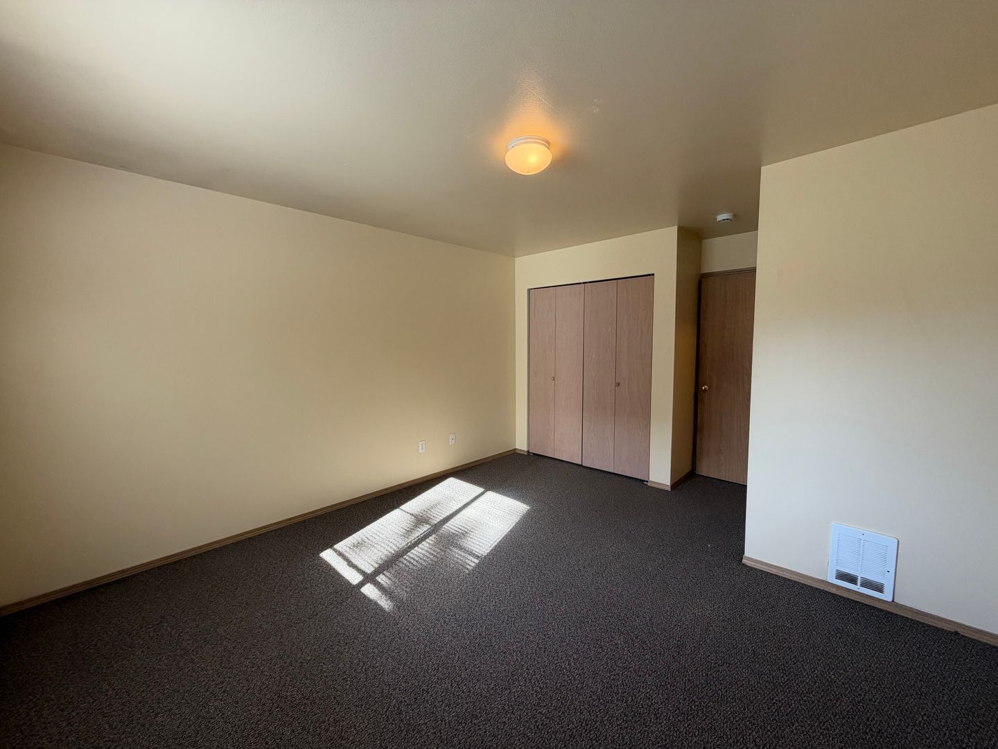 1121 Humboldt St - Bellingham - Washington - 3 bed, 2 bath rental property