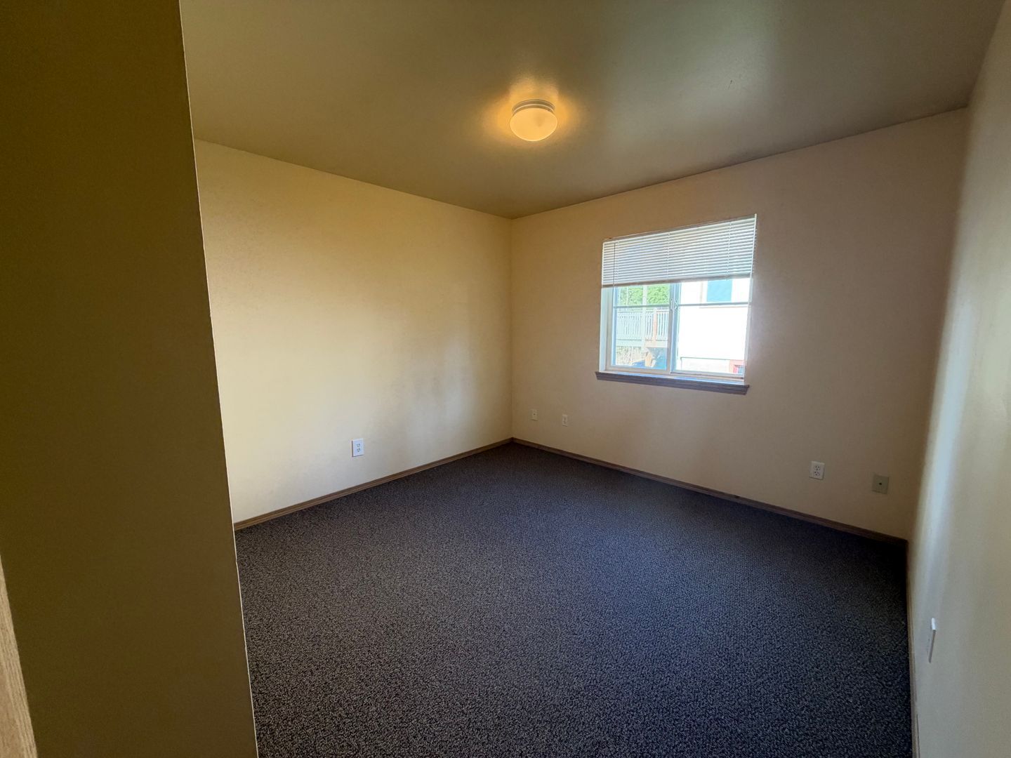 1121 Humboldt St - Bellingham - Washington - 3 bed, 2 bath rental property