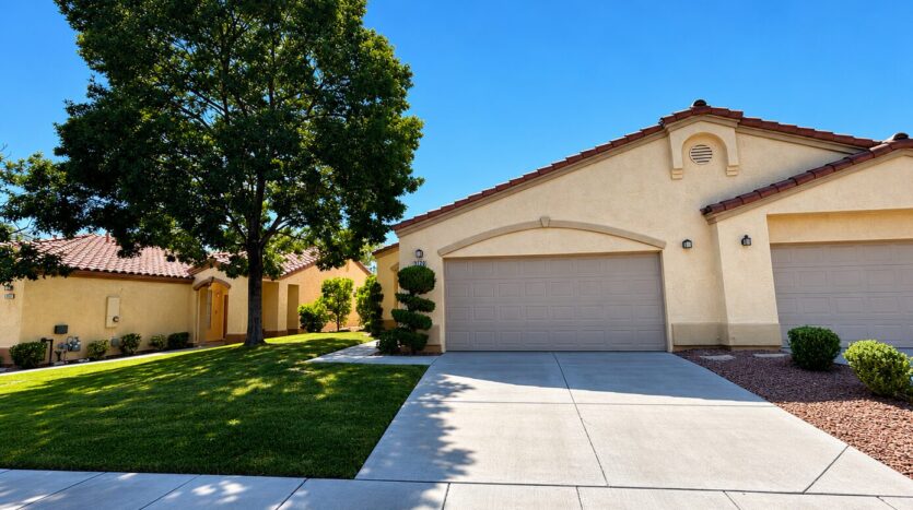 1129 Evening Ridge St - Henderson - Nevada - 2 bed, 2 bath rental property