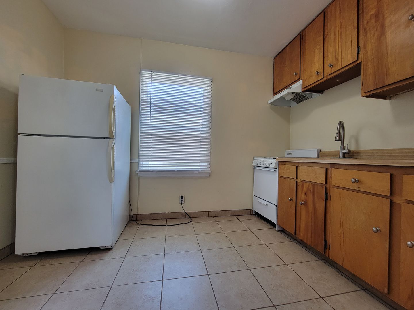 115-117 North Maple Street - Burbank - California - 1 bath rental property