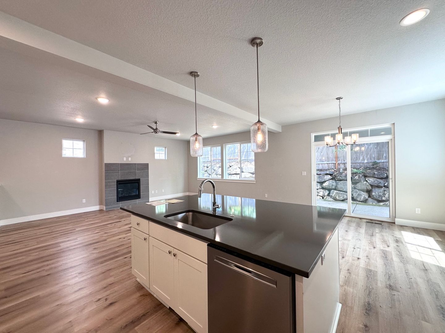 11732 SE Golden Eagle Ln - Happy Valley - Oregon - 4 bed, 2.5 bath rental property