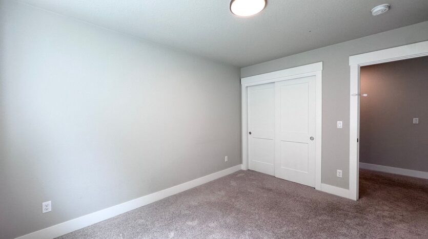 11732 SE Golden Eagle Ln - Happy Valley - Oregon - 4 bed, 2.5 bath rental property