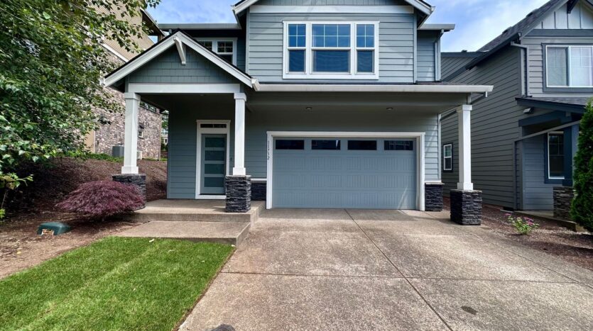 11732 SE Golden Eagle Ln - Happy Valley - Oregon - 4 bed, 2.5 bath rental property