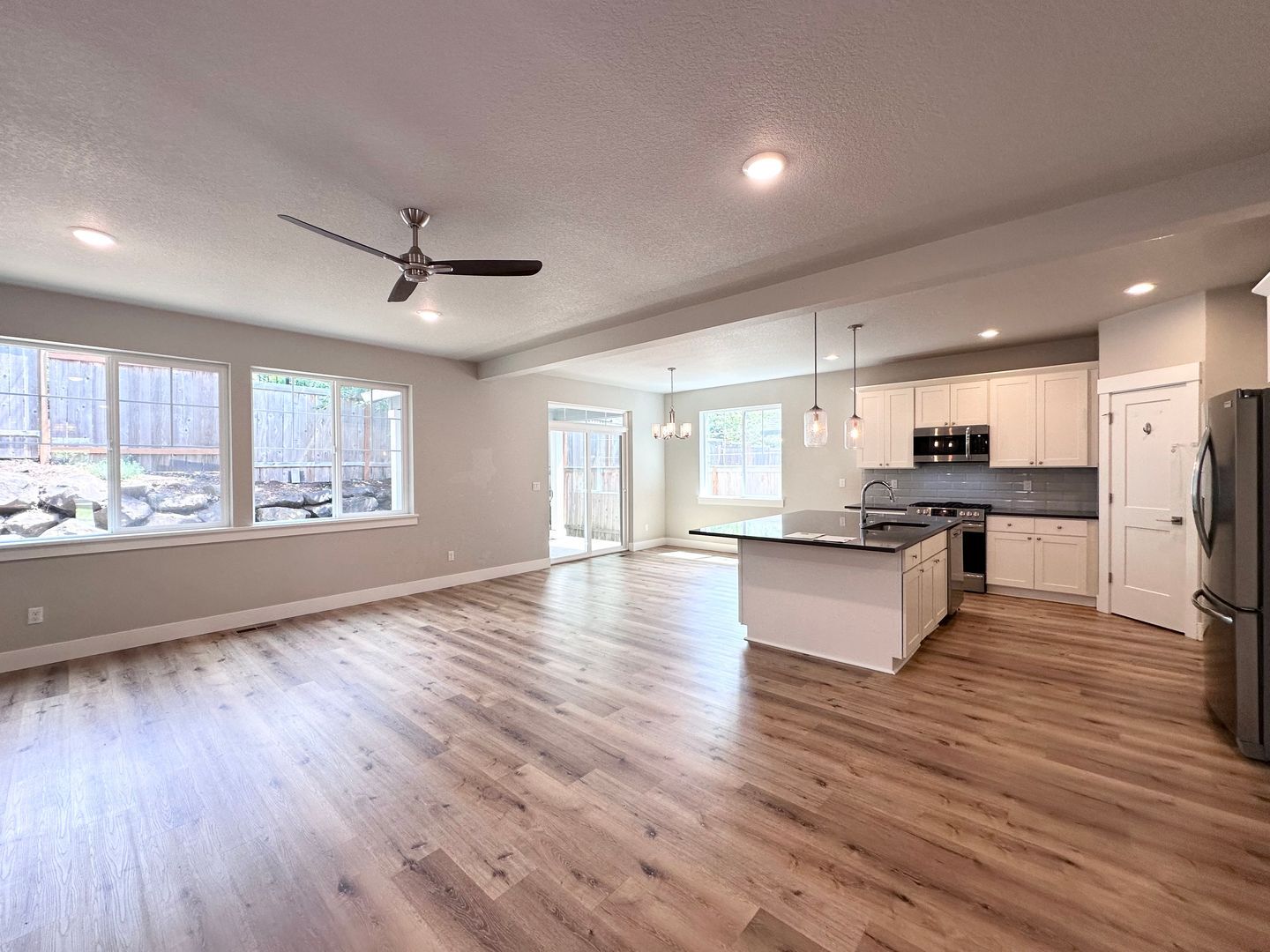 11732 SE Golden Eagle Ln - Happy Valley - Oregon - 4 bed, 2.5 bath rental property