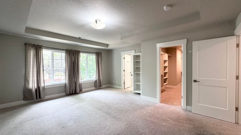 11732 SE Golden Eagle Ln - Happy Valley - Oregon - 4 bed, 2.5 bath rental property