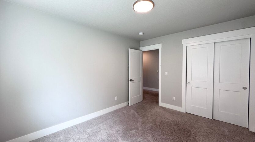 11732 SE Golden Eagle Ln - Happy Valley - Oregon - 4 bed, 2.5 bath rental property
