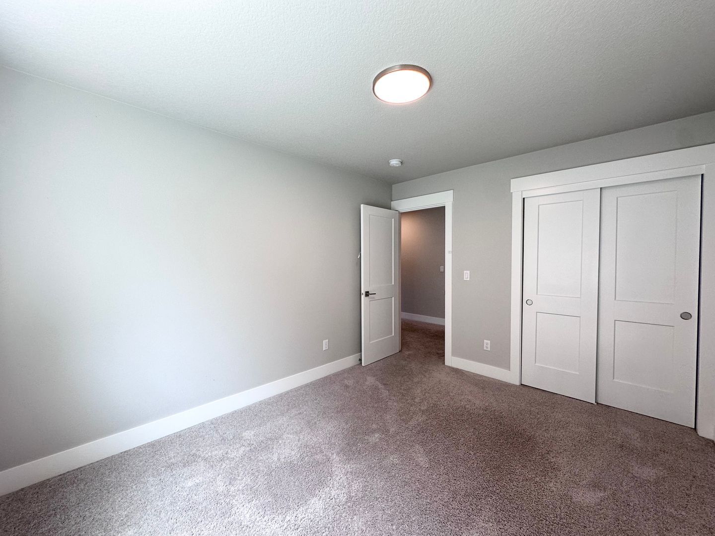 11732 SE Golden Eagle Ln - Happy Valley - Oregon - 4 bed, 2.5 bath rental property