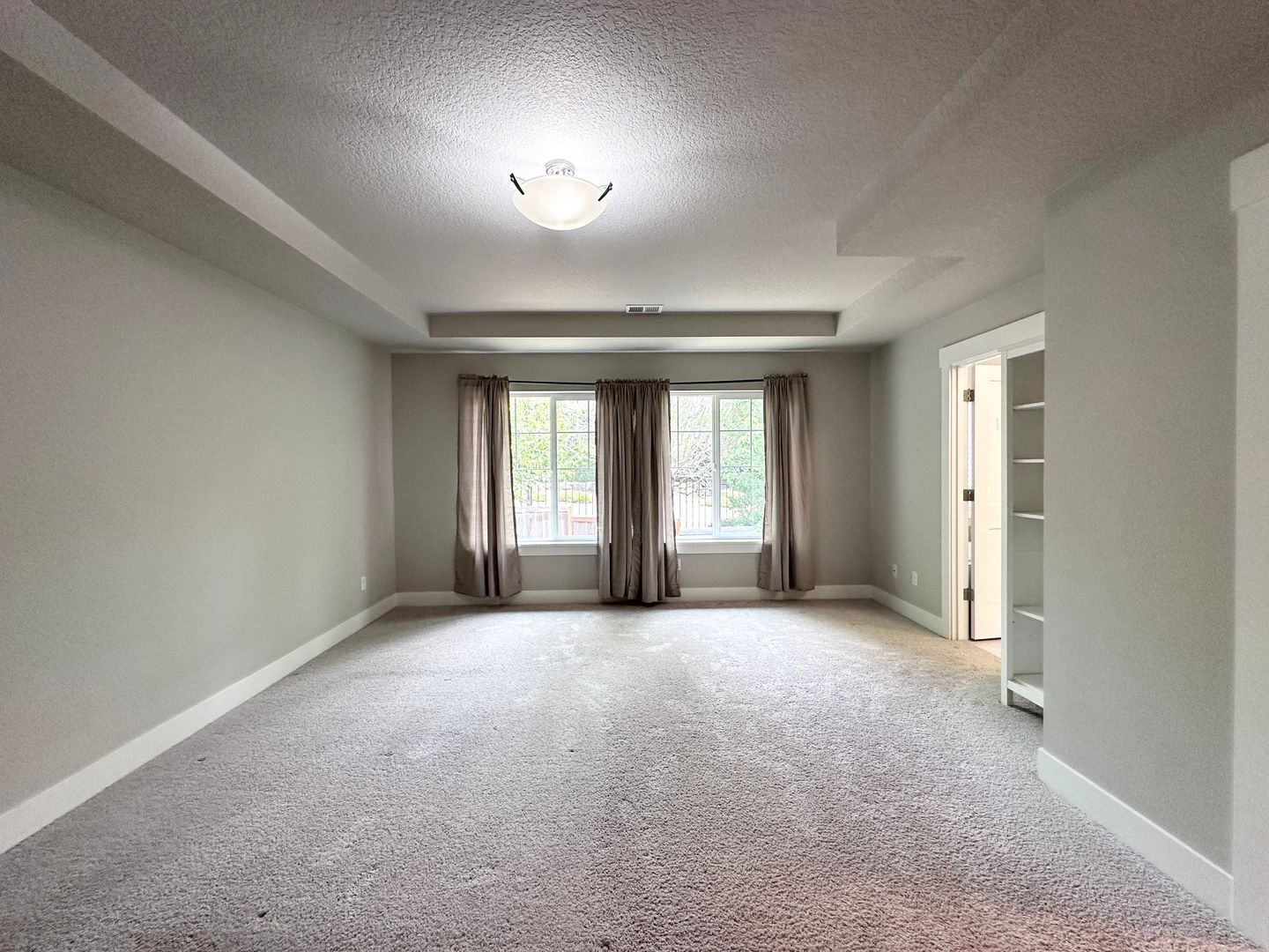 11732 SE Golden Eagle Ln - Happy Valley - Oregon - 4 bed, 2.5 bath rental property