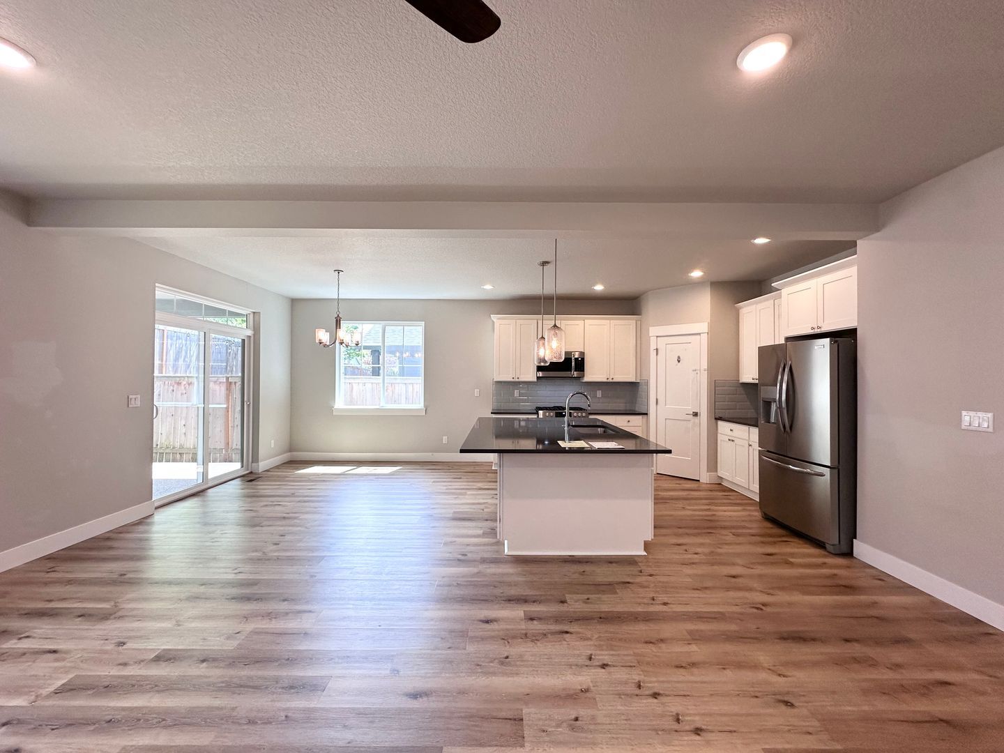11732 SE Golden Eagle Ln - Happy Valley - Oregon - 4 bed, 2.5 bath rental property