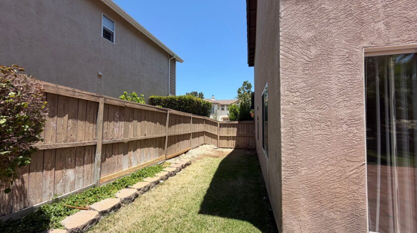 1174 Hitching Post Lane - Chula Vista - California - 3 bed, 2.5 bath rental property