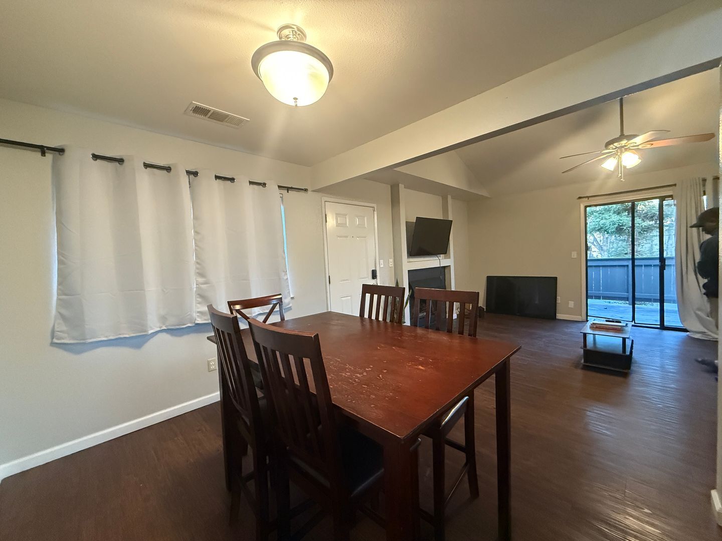 1190 S. Winery Ave.  #234 - Fresno - California - 2 bed, 1 bath rental property