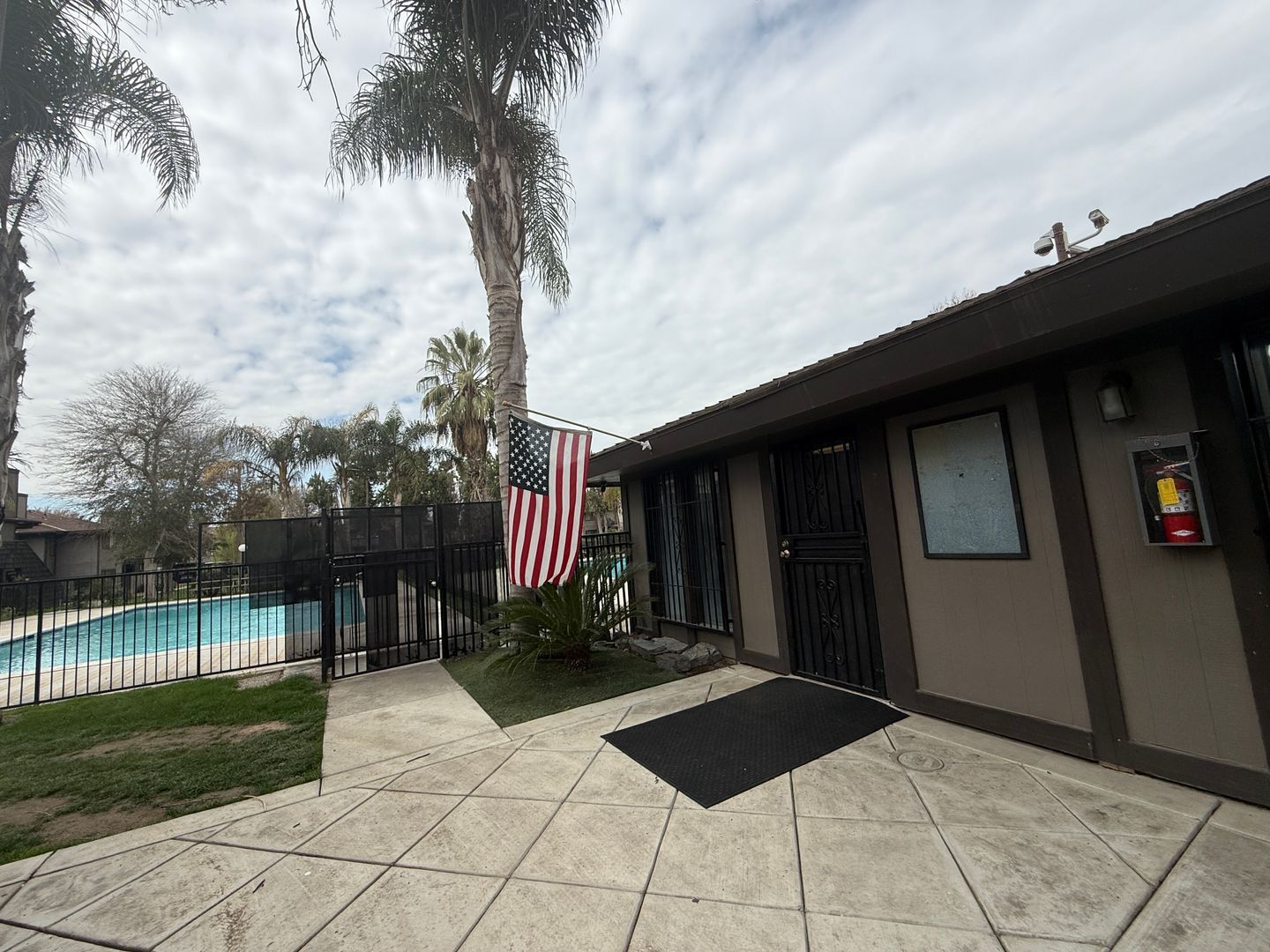 1190 S. Winery Ave.  #234 - Fresno - California - 2 bed, 1 bath rental property