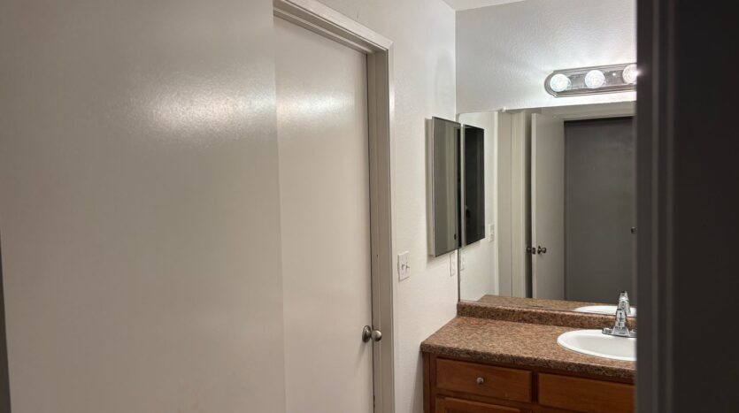 1190 S. Winery Ave.  #234 - Fresno - California - 2 bed, 1 bath rental property