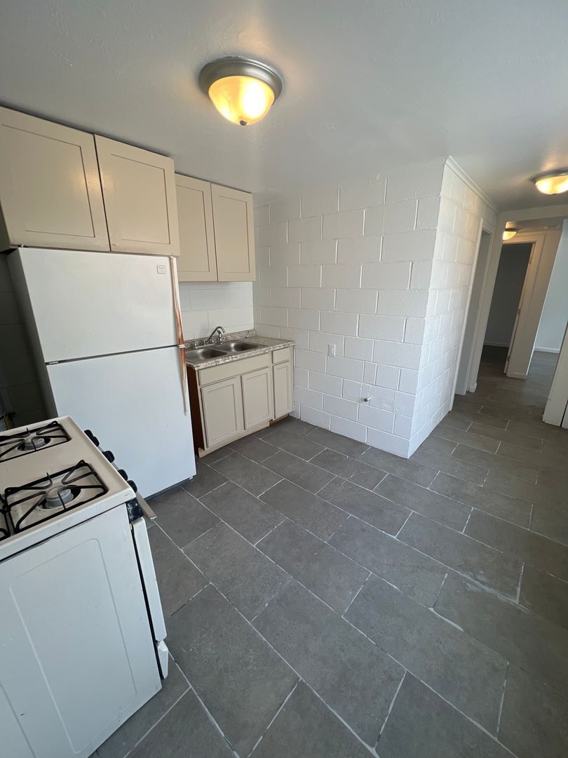 1216 High Street SE Unit C - Albuquerque - New Mexico - 1 bed, 1 bath rental property