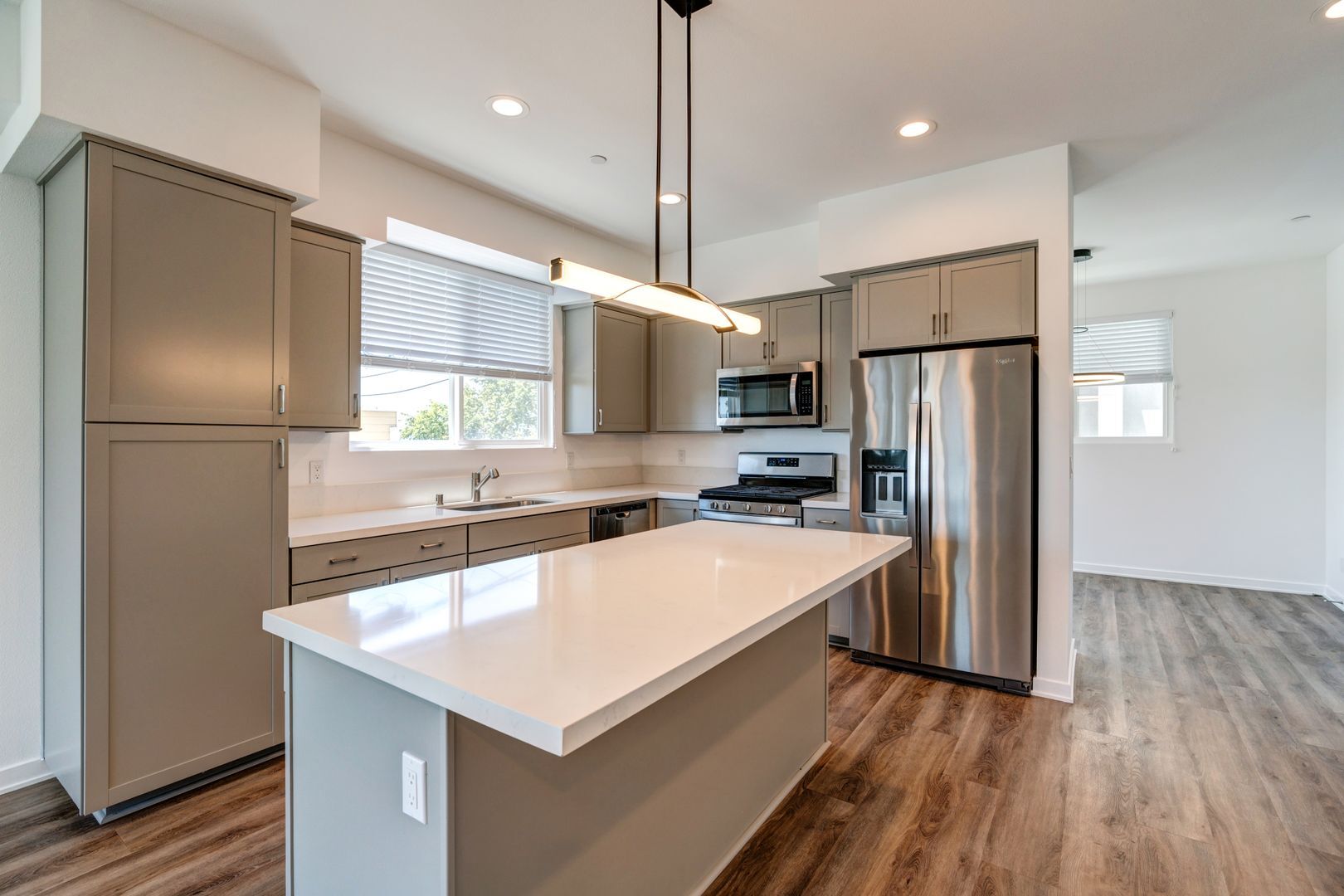 1276 East Santa Clara St   - Ventura - California - 2 bed, 2.5 bath rental property
