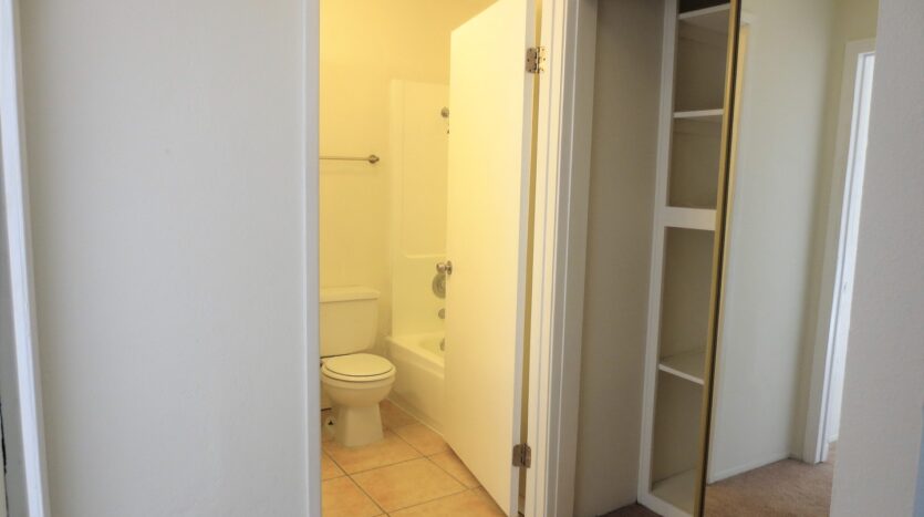 12923 Mapleview Street #14 - Lakeside - California - 1 bed, 1 bath rental property