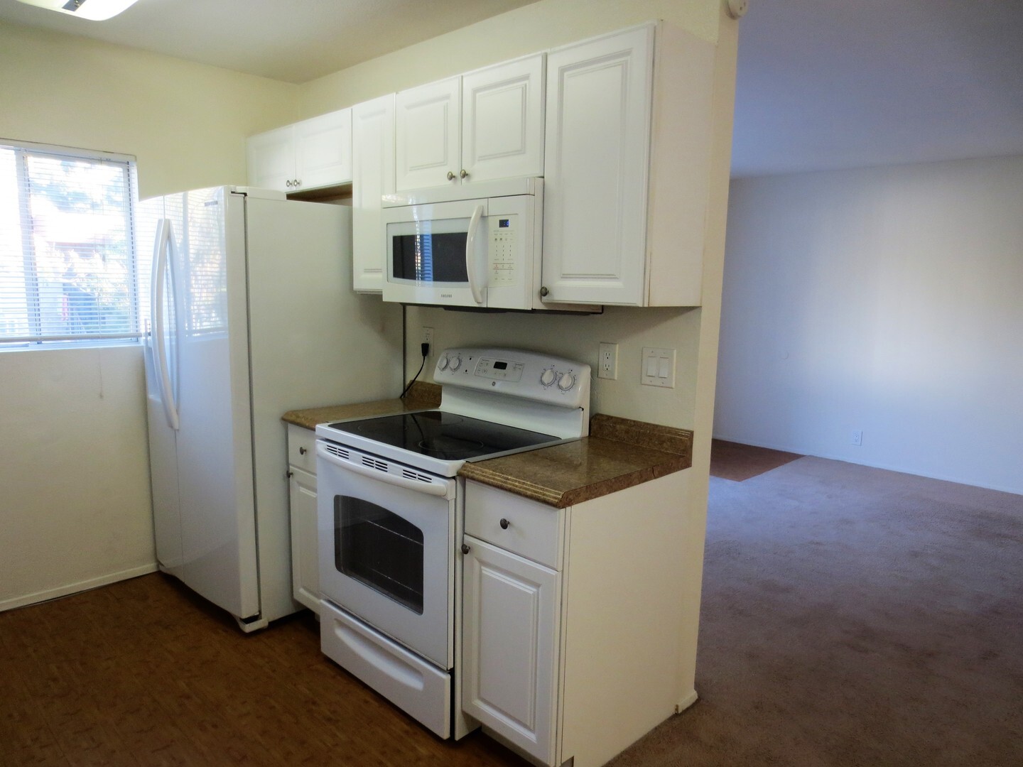 12923 Mapleview Street #14 - Lakeside - California - 1 bed, 1 bath rental property