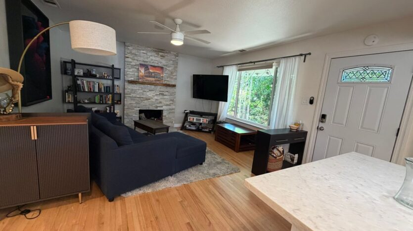 130 Brady Ct - Sacramento - California - 3 bed, 2 bath rental property
