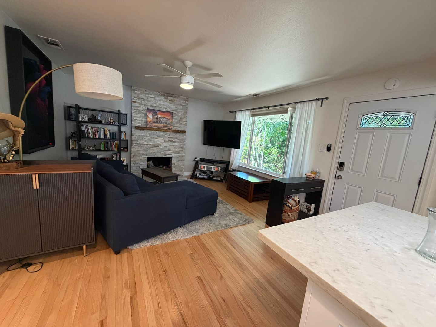 130 Brady Ct - Sacramento - California - 3 bed, 2 bath rental property