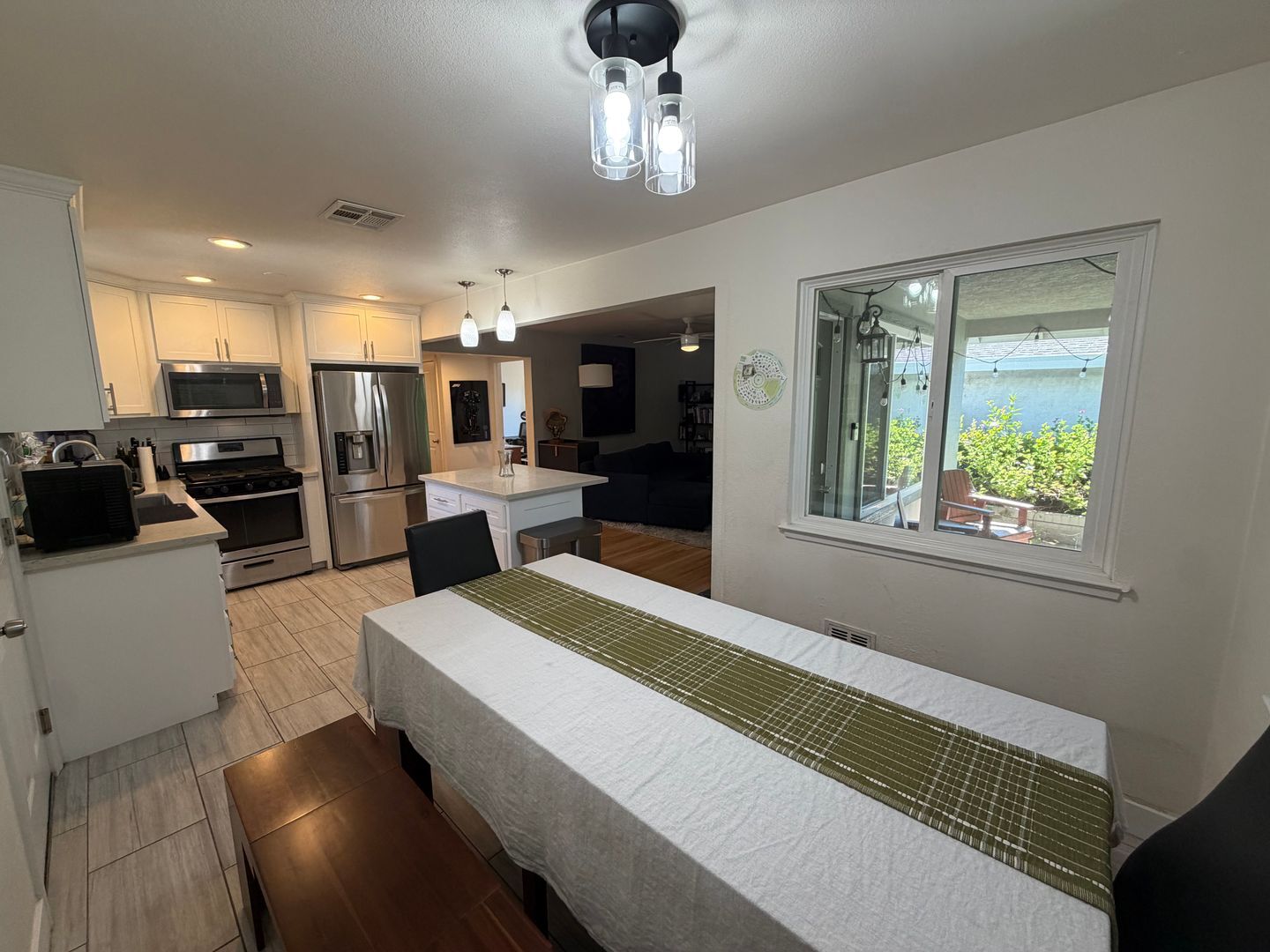 130 Brady Ct - Sacramento - California - 3 bed, 2 bath rental property