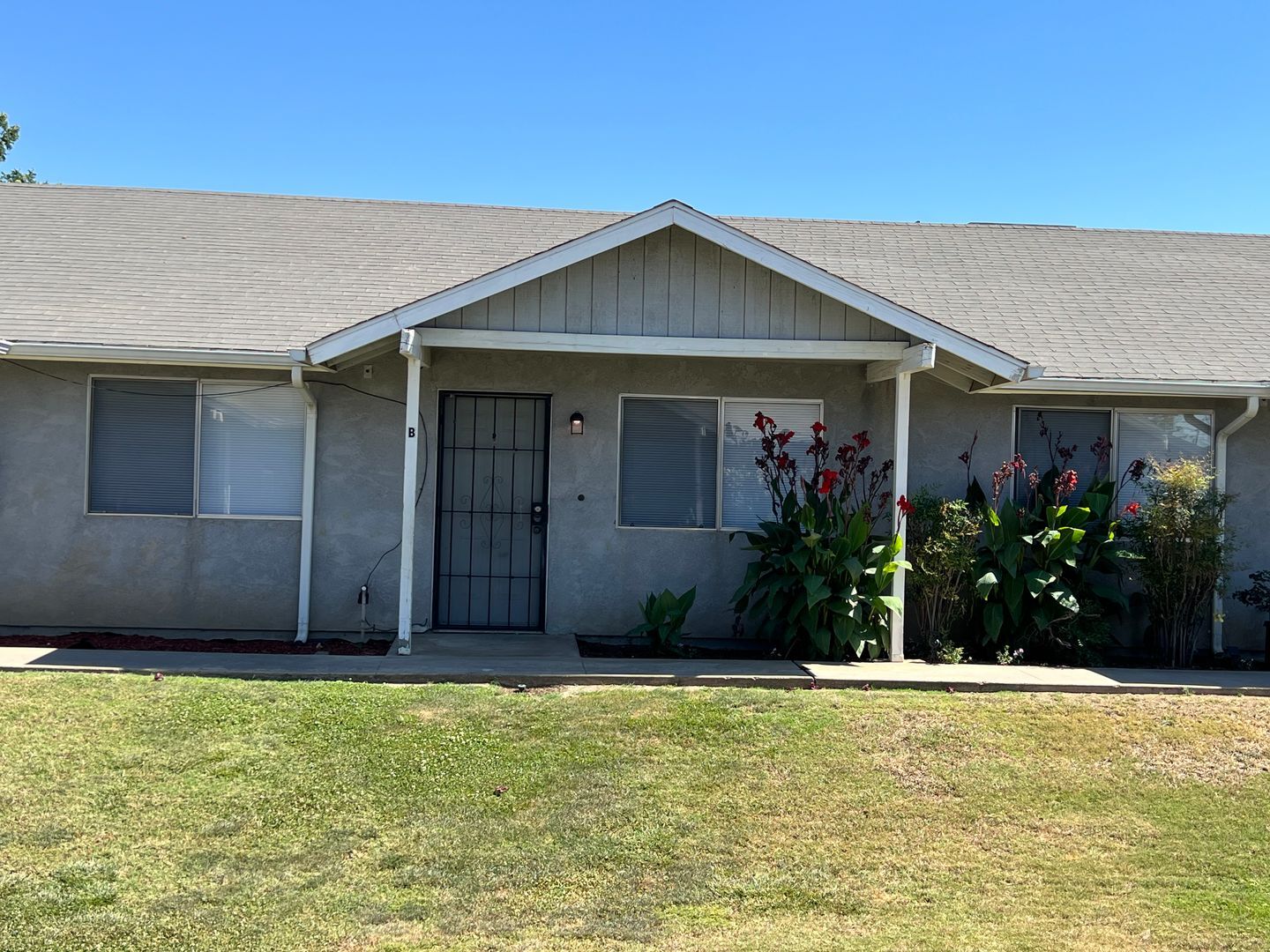 1349 S. Liberty - Visalia - California - 2 bed, 1 bath rental property