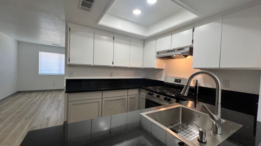 1349 S. Liberty - Visalia - California - 2 bed, 1 bath rental property